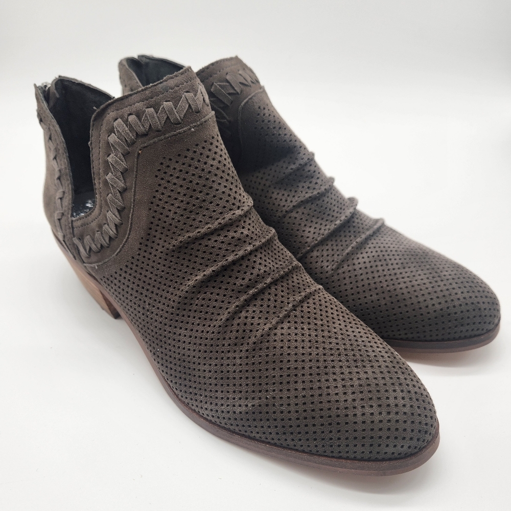 Vince Camuto Suede Palmina Gray Ankle Booties 10M